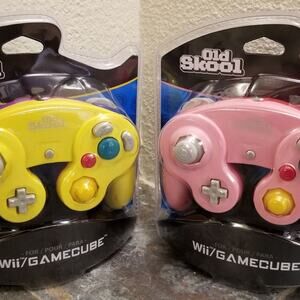 2 Gamecube Controllers - Yellow & Pink (NEW) - Nintendo - Old Skool